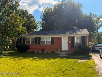9716 Titan Dr, Louisville, KY 40229