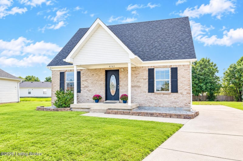 9727 Brooks Bend Rd, Louisville, KY 40258