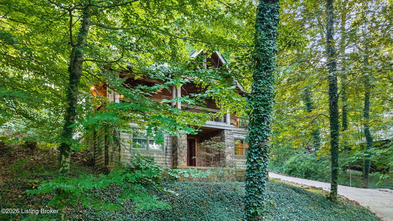 979 Penn Run Rd, Bee Spring, KY 42207