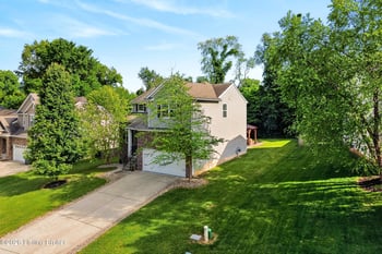 9804 Creek View Estates Dr, Louisville, KY 40291