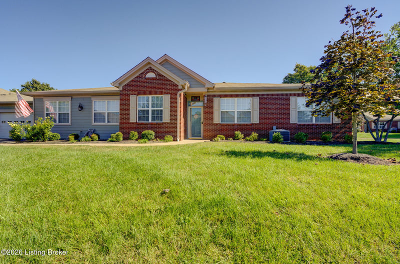 9806 Newquay Cir, Louisville, KY 40241