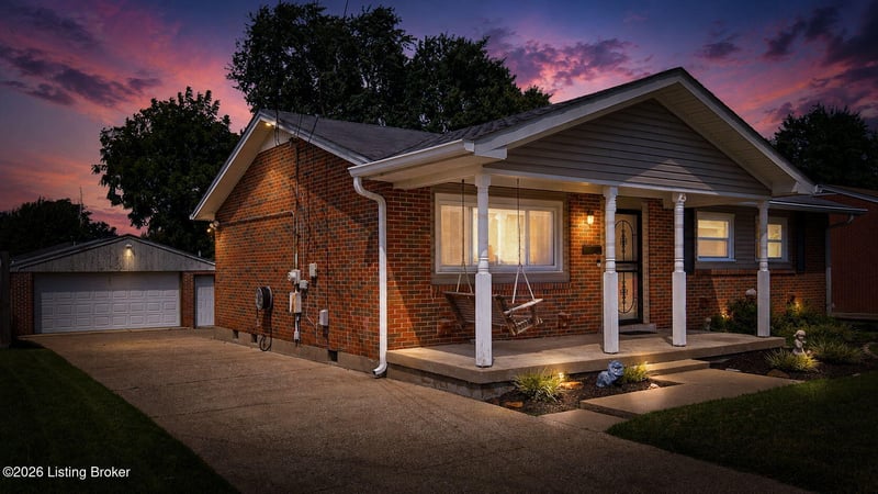 9806 West Ave, Louisville, KY 40272