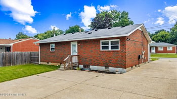 9806 West Ave, Louisville, KY 40272