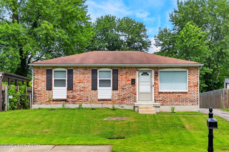 9813 Scarborough Ave, Louisville, KY 40272
