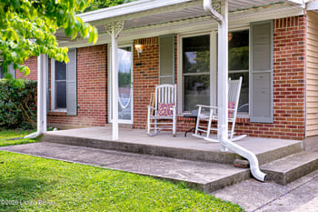 9814 Turnpike View Dr, Louisville, KY 40229