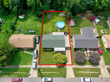 9814 Turnpike View Dr, Louisville, KY 40229