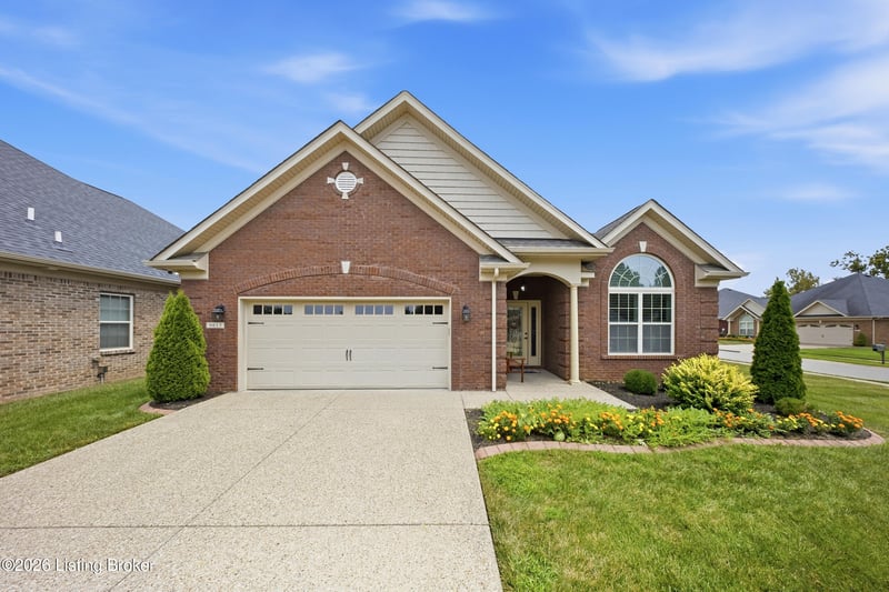 9815 Cedar Garden Dr, Louisville, KY 40291