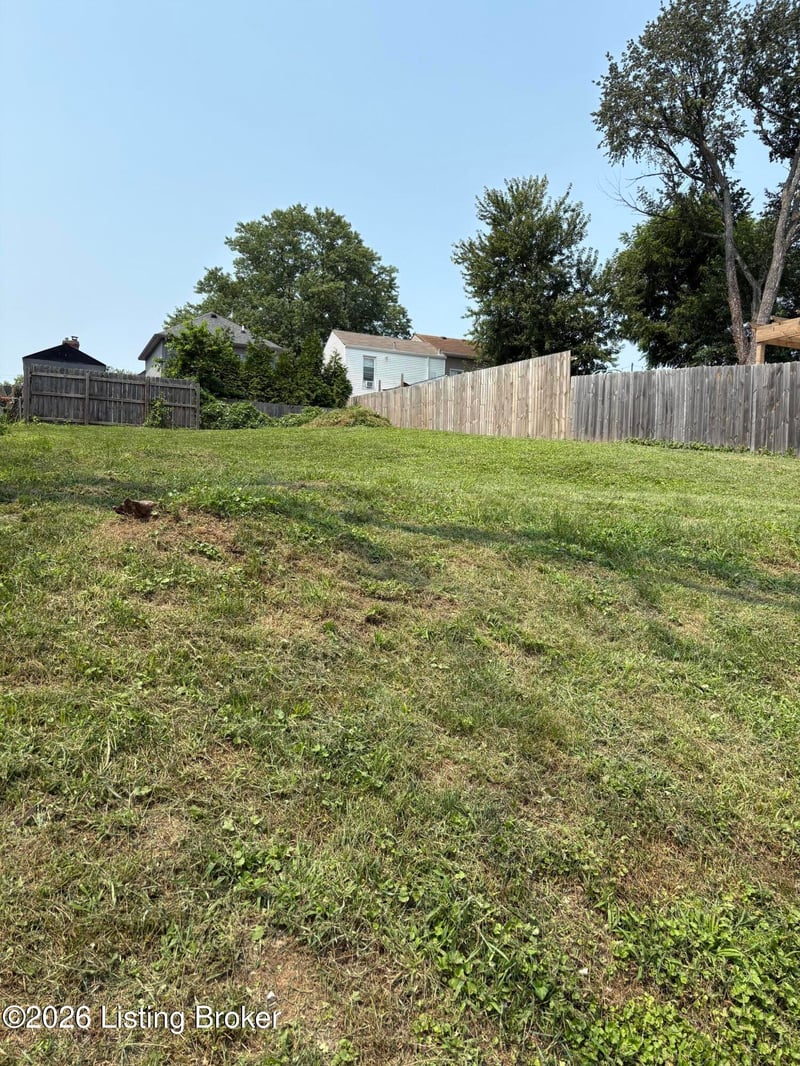 982 Brent St, Louisville, KY 40204