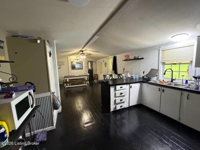 9821 Ky 144, Stephensport, KY 40170