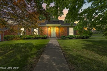 9829 Meadow Vale Dr, Louisville, KY 40242