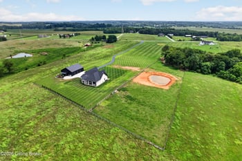 988 Salem Lake Rd, Hodgenville, KY 42748