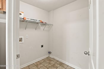 9900 Lindsey Springs Way #201, Louisville, KY 40291