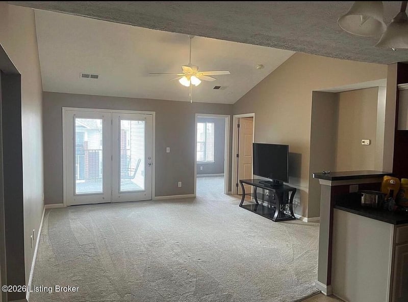 9901 Lindsey Springs Way #204, Louisville, KY 40291