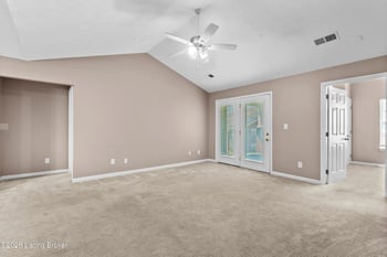 9901 Lindsey Springs Way #204, Louisville, KY 40291