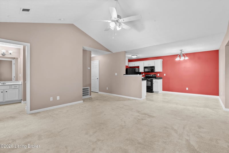 9901 Lindsey Springs Way #204, Louisville, KY 40291