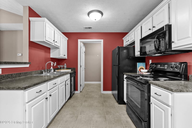 9901 Lindsey Springs Way #204, Louisville, KY 40291