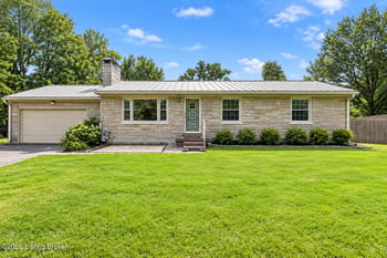 9902 Vega Ln, Louisville, KY 40272