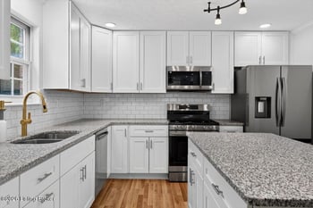 9903 Legacy Ct, Louisville, KY 40291