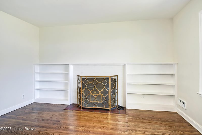 9903 Stonestreet Rd, Louisville, KY 40272