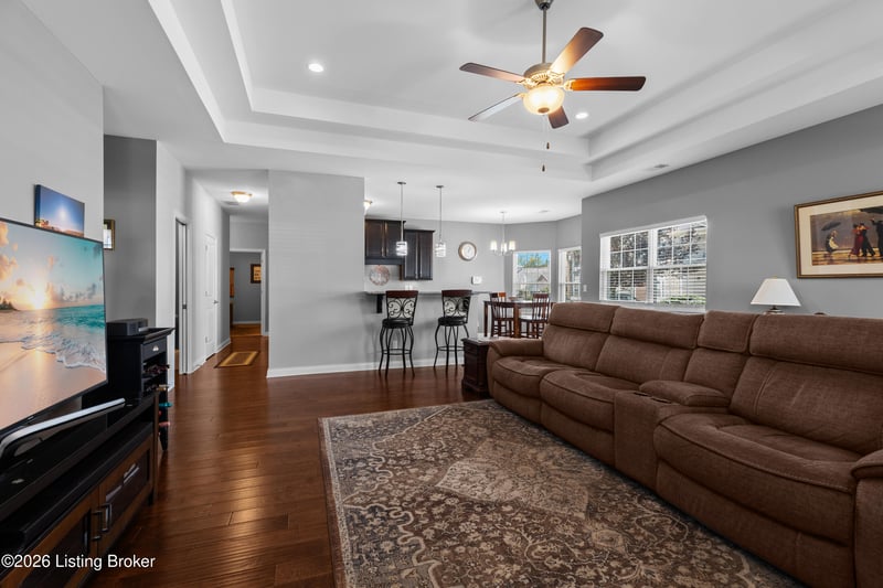 9905 Lindsey Springs Way, Louisville, KY 40291