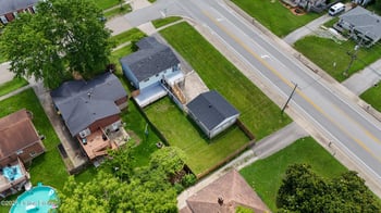 9908 Chapel Hill Rd, Louisville, KY 40229