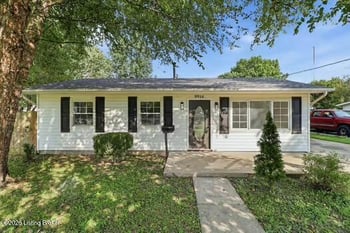 9914 Appollo Ln, Louisville, KY 40272