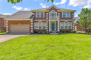 9915 White Blossom Blvd, Louisville, KY 40241