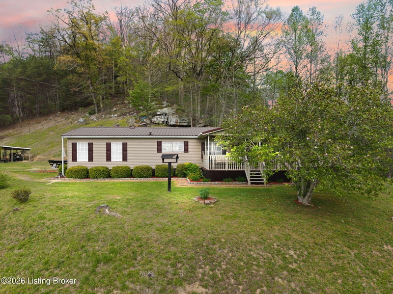 9969 Route Kentucky Rte 581, Paintsville, KY 41240