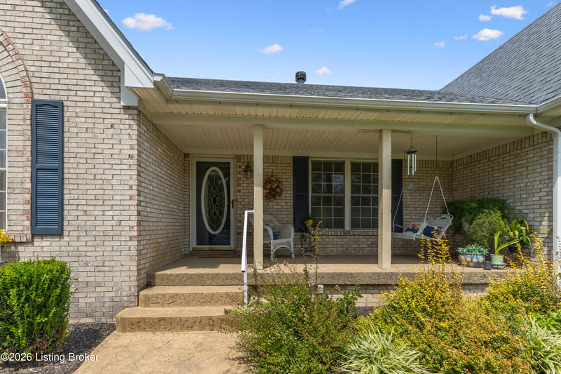 998 Normandy Station Rd, Taylorsville, KY 40071