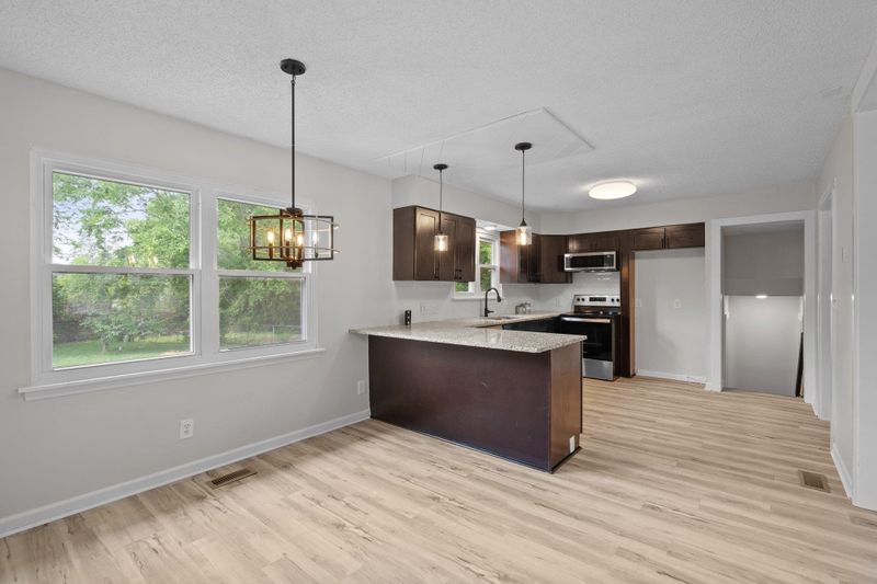 1 Hedgerow Pl, Durham, NC 27704