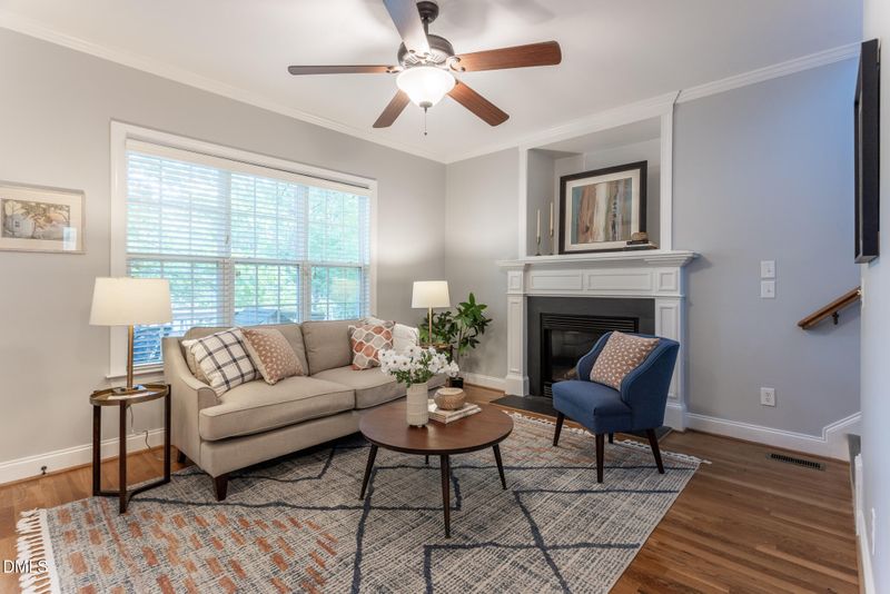 10 Highgrove Ln, Durham, NC 27713