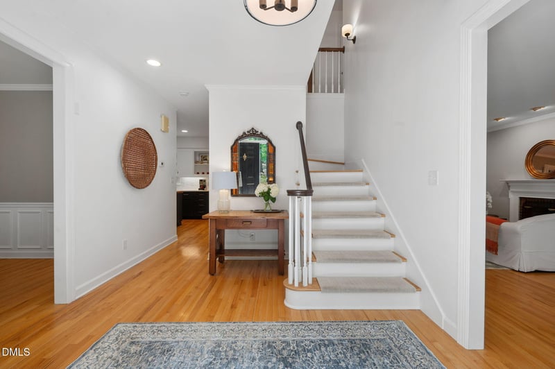 100 Basswood Ct, Chapel Hill, NC 27514