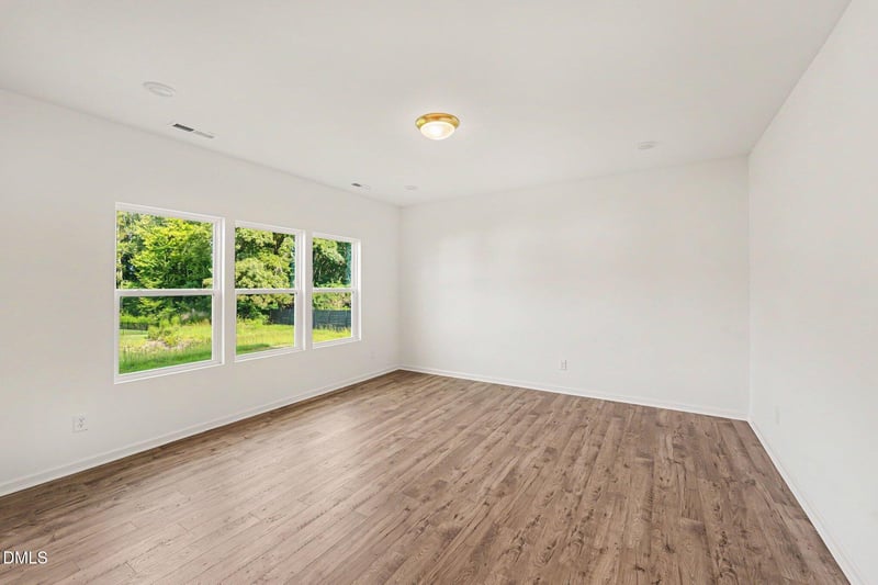 100 Benson Village Dr #31, Benson, NC 27504