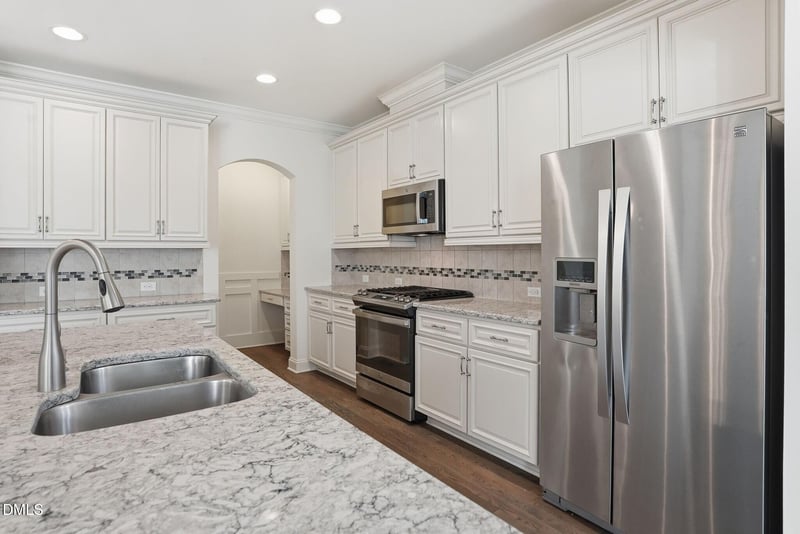 100 Climbing Tree Trl, Holly Springs, NC 27540