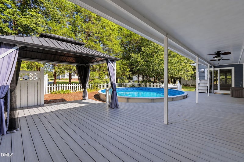 100 Farmington Dr, Clayton, NC 27520