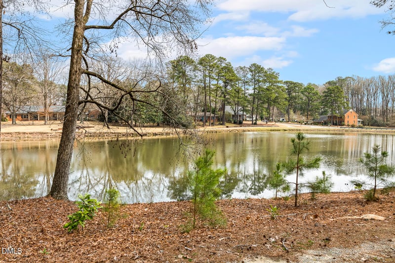 100 W Lakeside Dr, Fuquay Varina, NC 27526