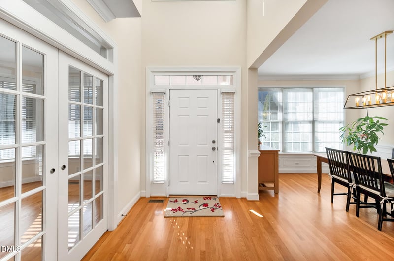 100 Maywood Way, Chapel Hill, NC 27516