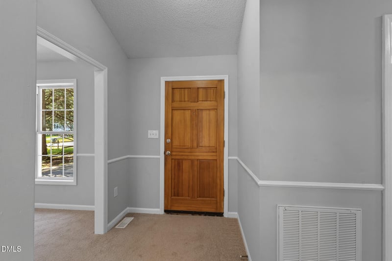 100 Southland Dr, Zebulon, NC 27597