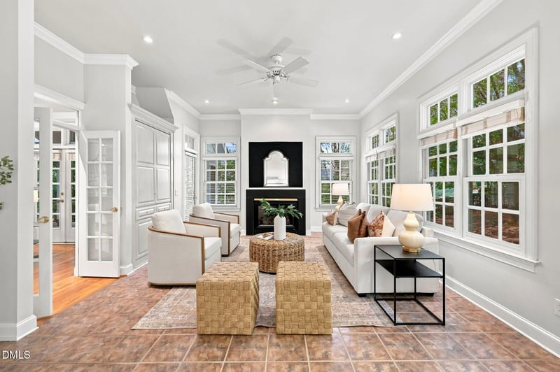 100 Sundance Pl, Chapel Hill, NC 27514