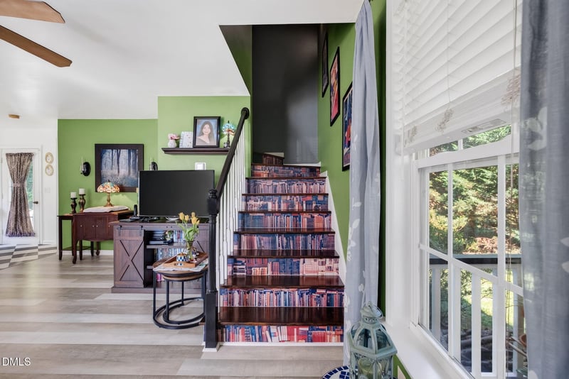 100 Trailwood Dr, Clayton, NC 27520