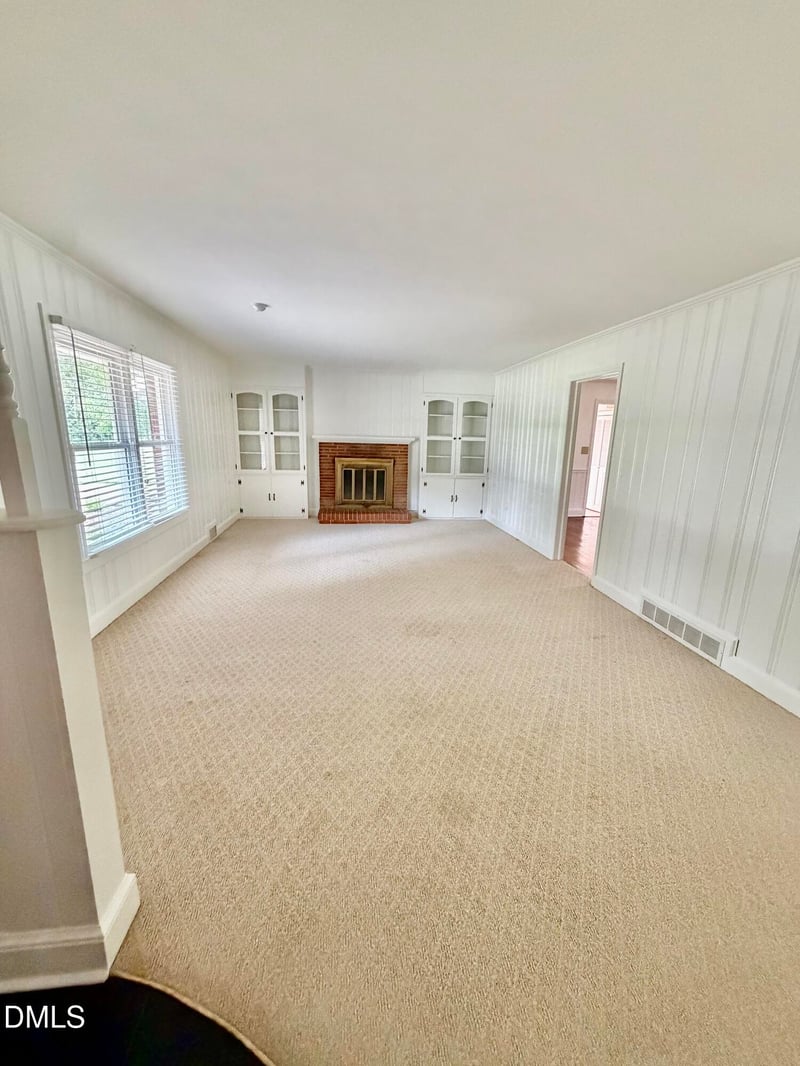 1000 Hanford Rd, Graham, NC 27253