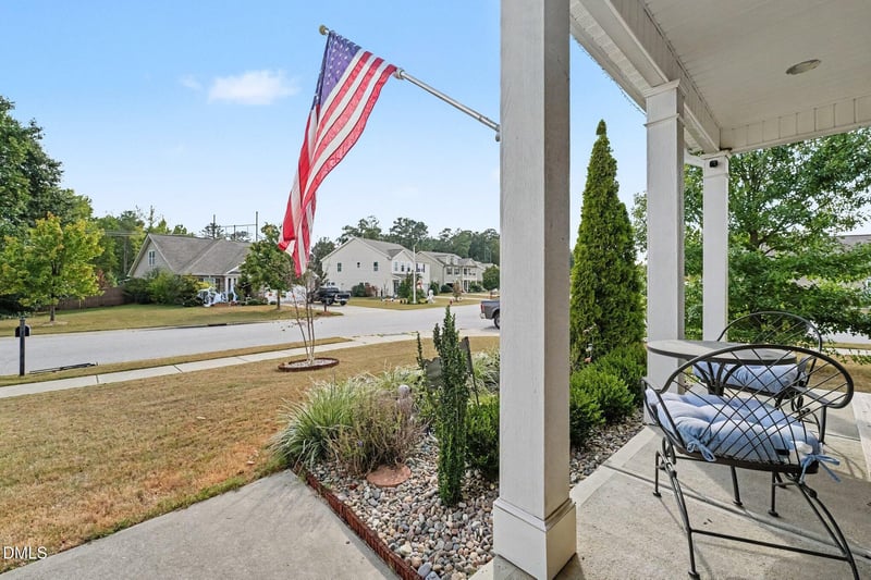 1000 Harvest Point Dr, Fuquay Varina, NC 27526