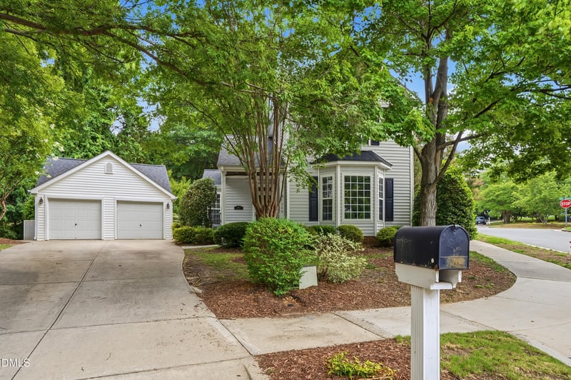 1000 Purple Glory Dr, Apex, NC 27502