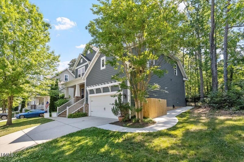 10000 Major Oak Ln, Raleigh, NC 27613