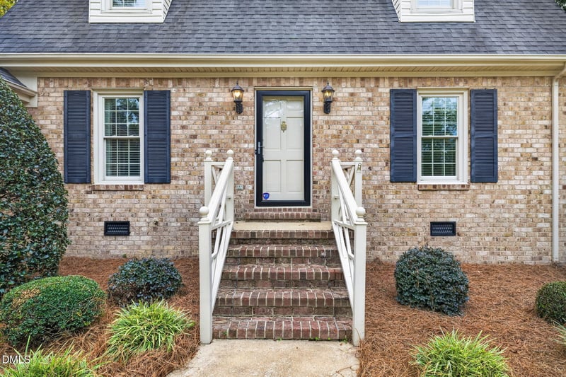 1003 W Pope St, Dunn, NC 28334