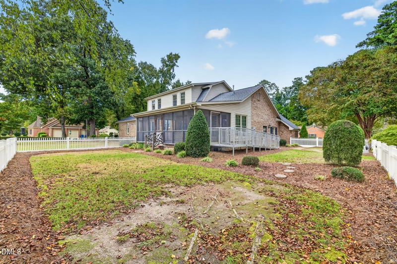 1003 W Pope St, Dunn, NC 28334