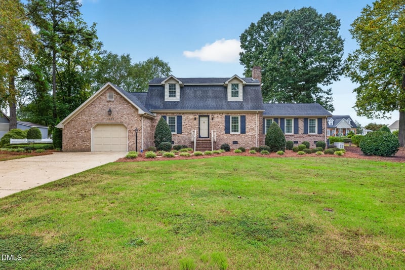 1003 W Pope St, Dunn, NC 28334
