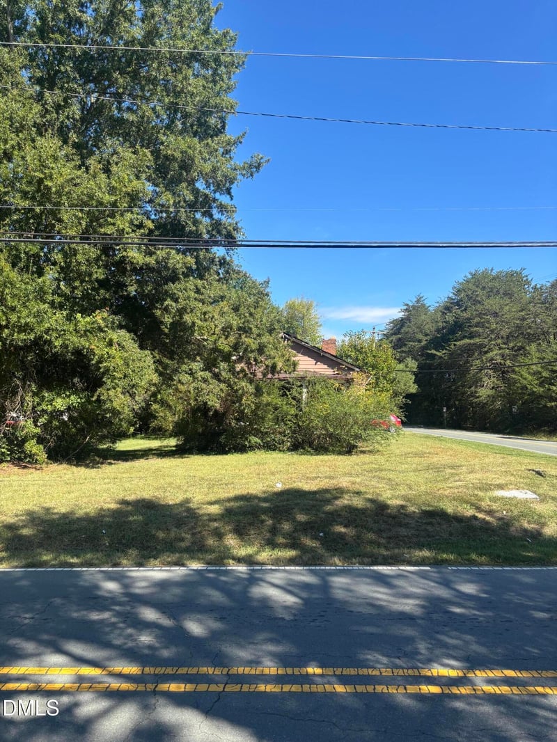 1003 Sharpe Rd, Burlington, NC 27217