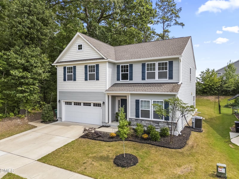 1004 Adelphia Rd, Fuquay Varina, NC 27526