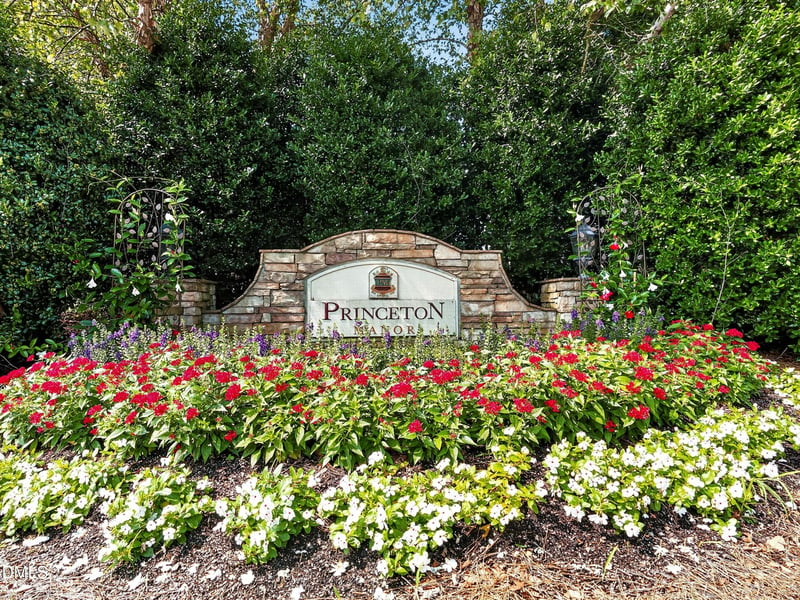 1004 Dogwood Bloom Ln, Knightdale, NC 27545